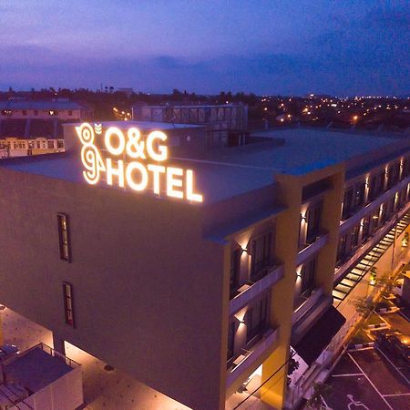 O&G Hotel Паріт-Бунтар Екстер'єр фото